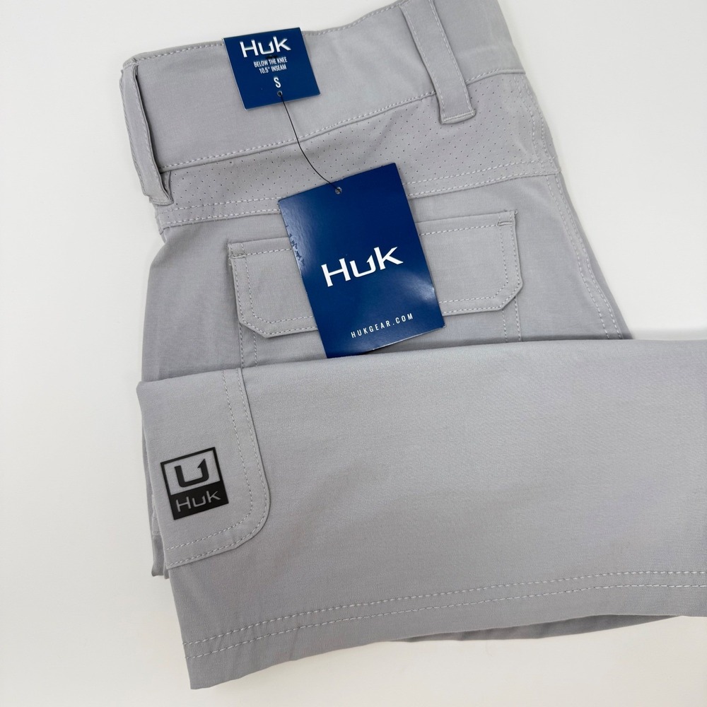 Huk Mens NXT LVL Performance Fishing Shorts Small Below Knee 10.5 Inseam NEW